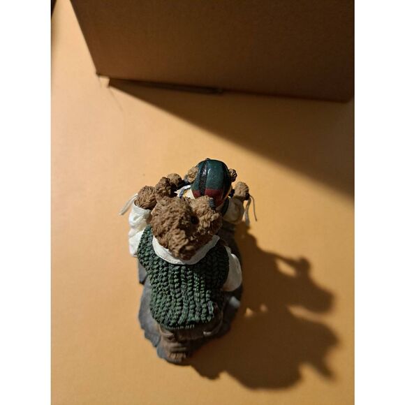 Vintage 2004 Boyds Bears Daddy w/ Taylor Hold On Tight Figurine Bearstone - Picture 5 of 6